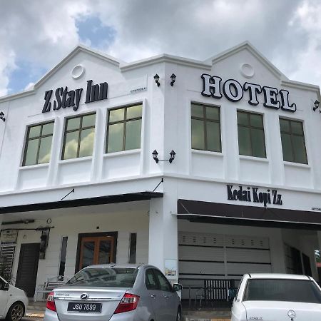 Oyo 90506 Z Stay Inn Hotel Simpang Renggam Exterior photo